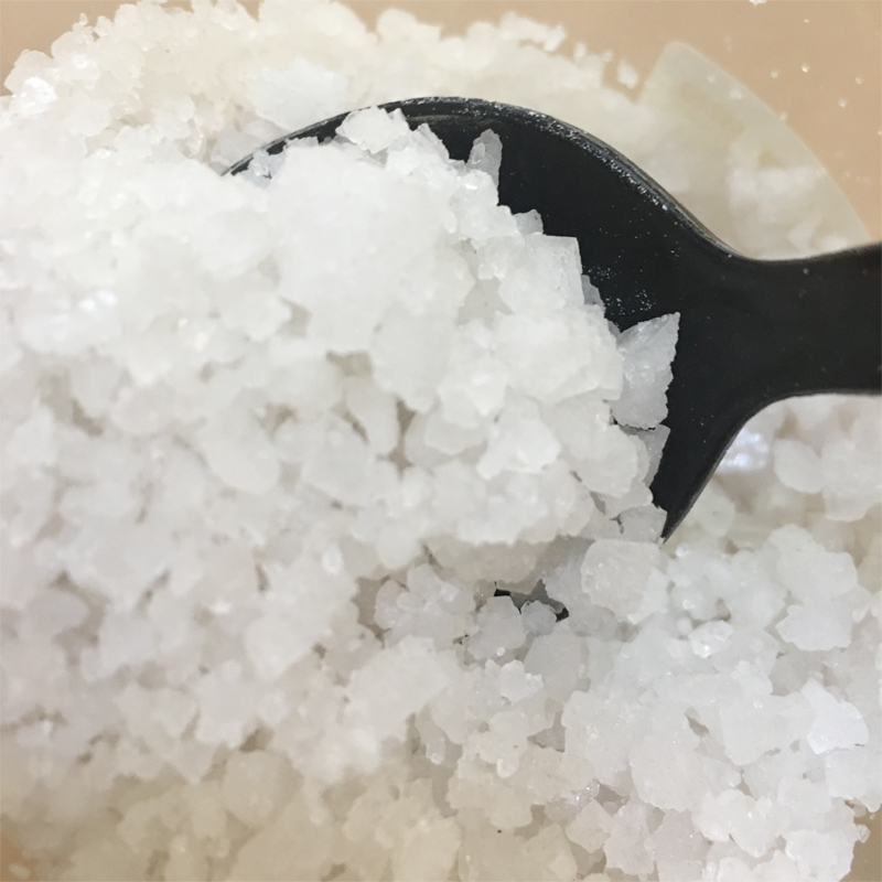 水(shuǐ)處理中(zhōng)工業(yè)鹽的作用(yòng)